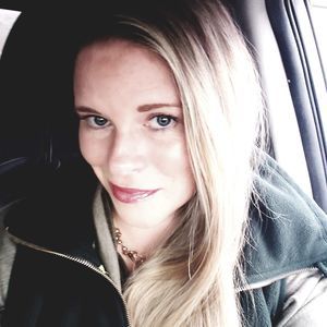 Meet your Posher, Casey